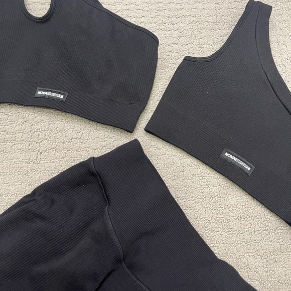 🩷 3 piece workout set Nova Sport Small Ribbed Black biker shorts sports bra crop - Picture 3 of 7